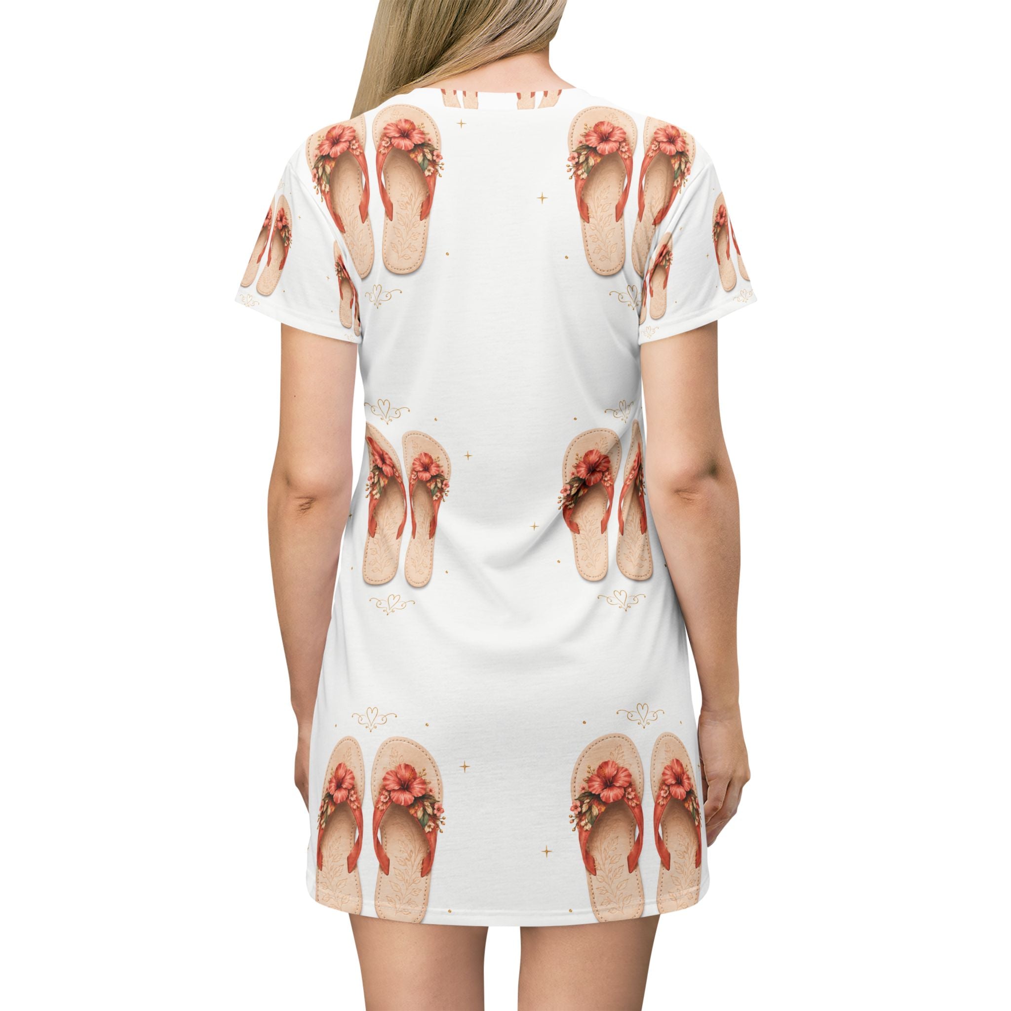 Vestido camiseta 'Corazón y Cafecito' – vestido casual con estampado floral y mensaje en español